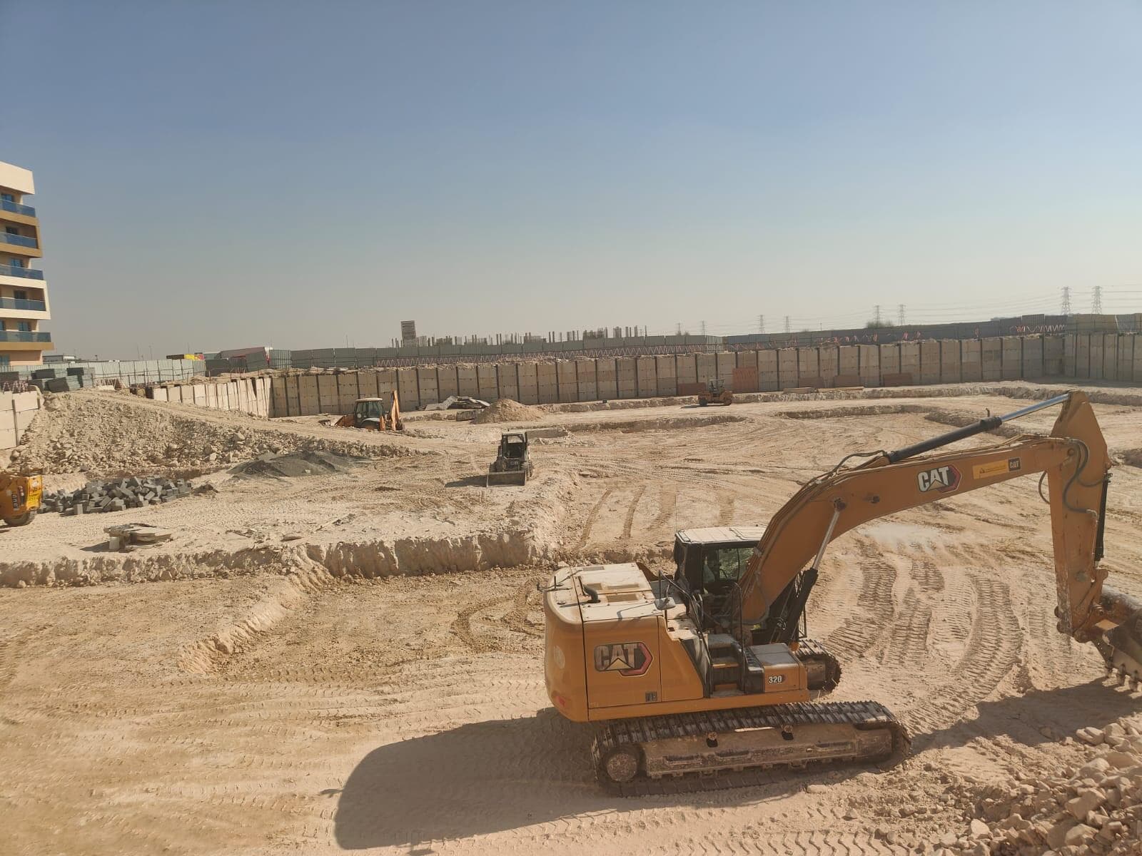 Al Haseen Residences 4 - Construction