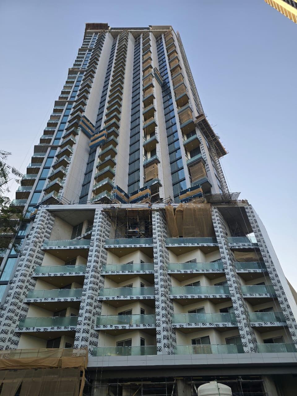 Waves Opulence - Construction