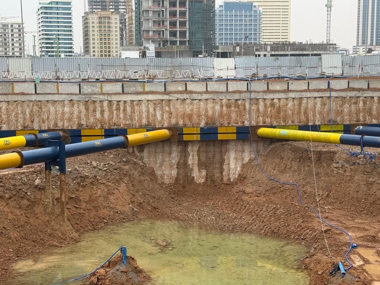 AG Aum - Construction