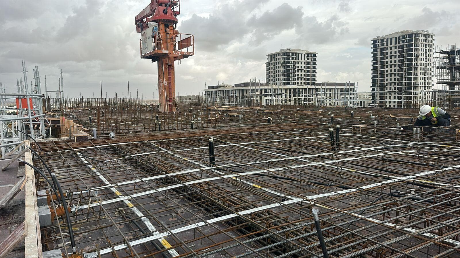 Haya on the Park - Construction