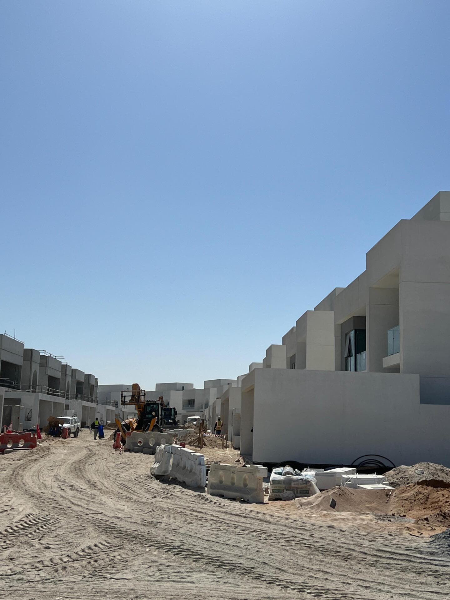 Alana The Valley - Construction