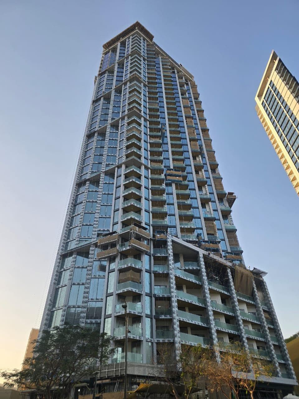 Waves Opulence - Construction