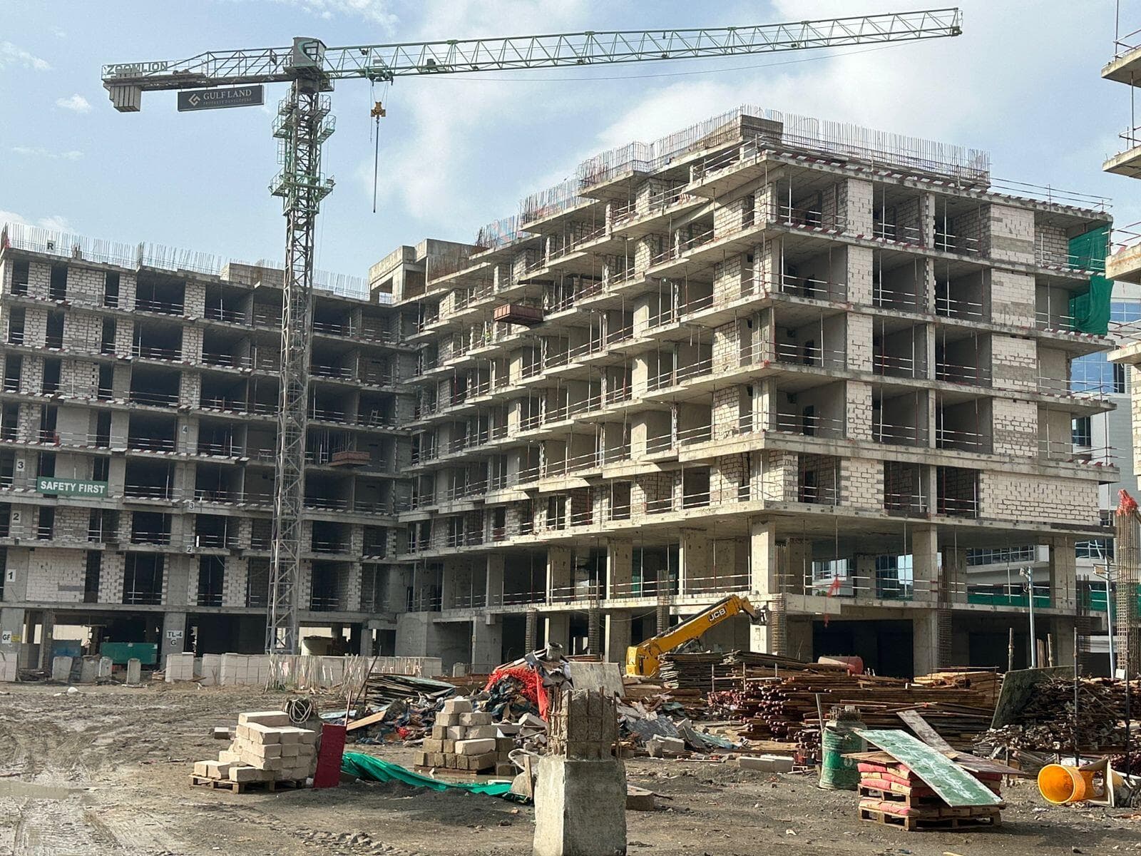 Tonino Lamborghini Residences - Construction