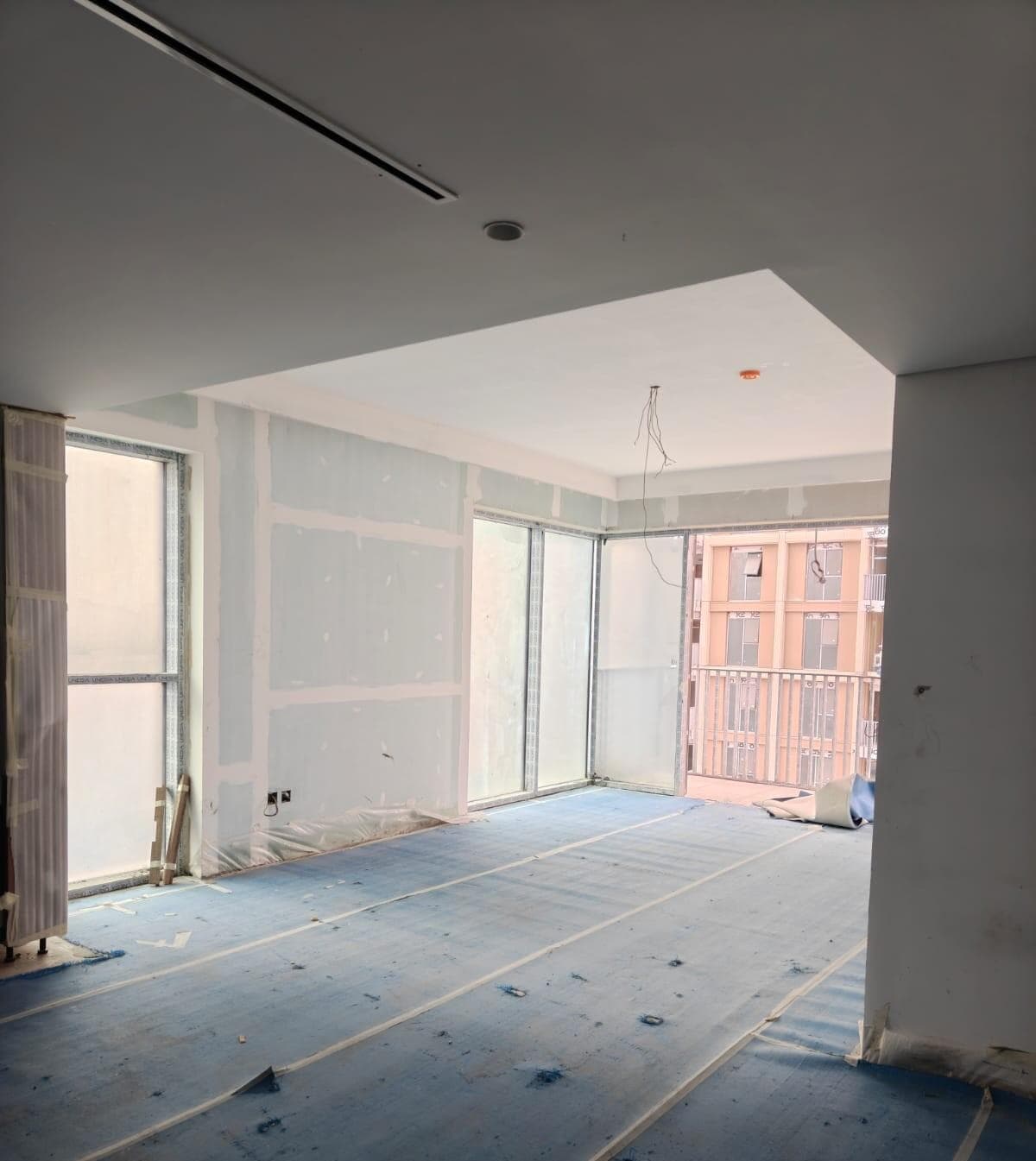 Aeon - Construction