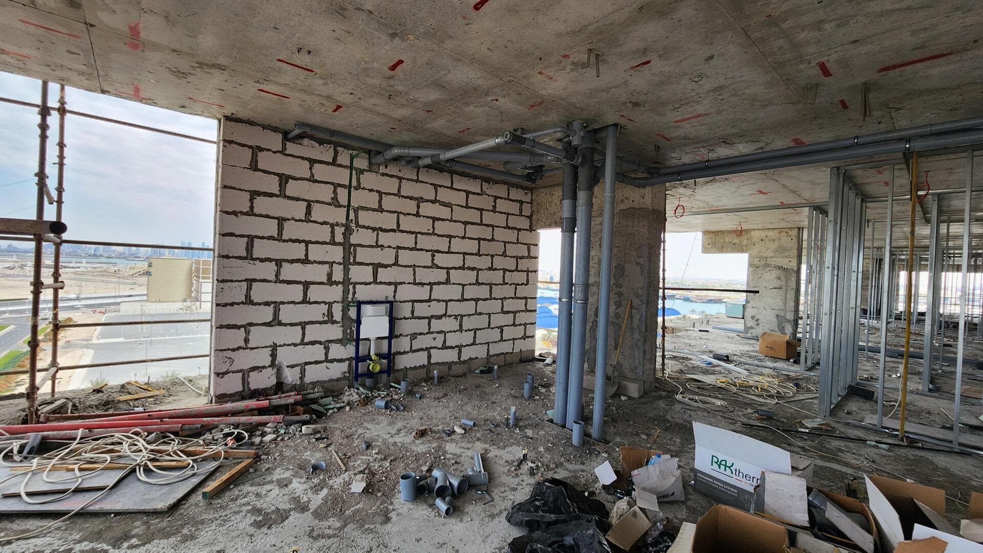 Bayview Boulevard - Construction
