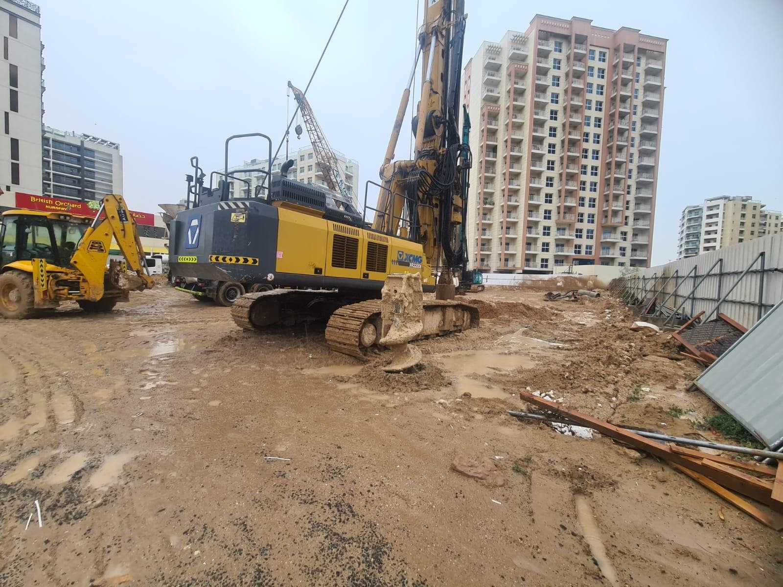 Empire Lakeviews - Construction