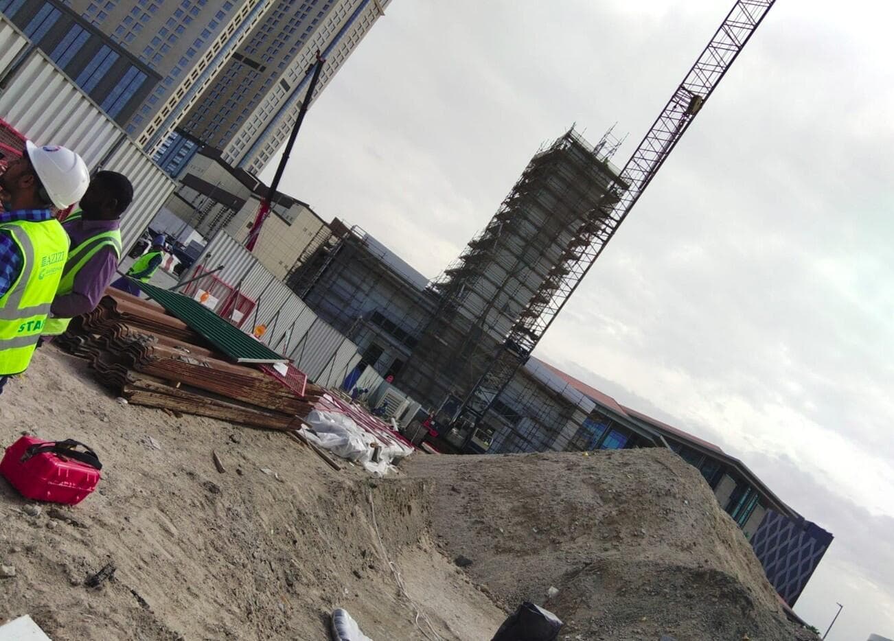 Azizi Emerald - Construction