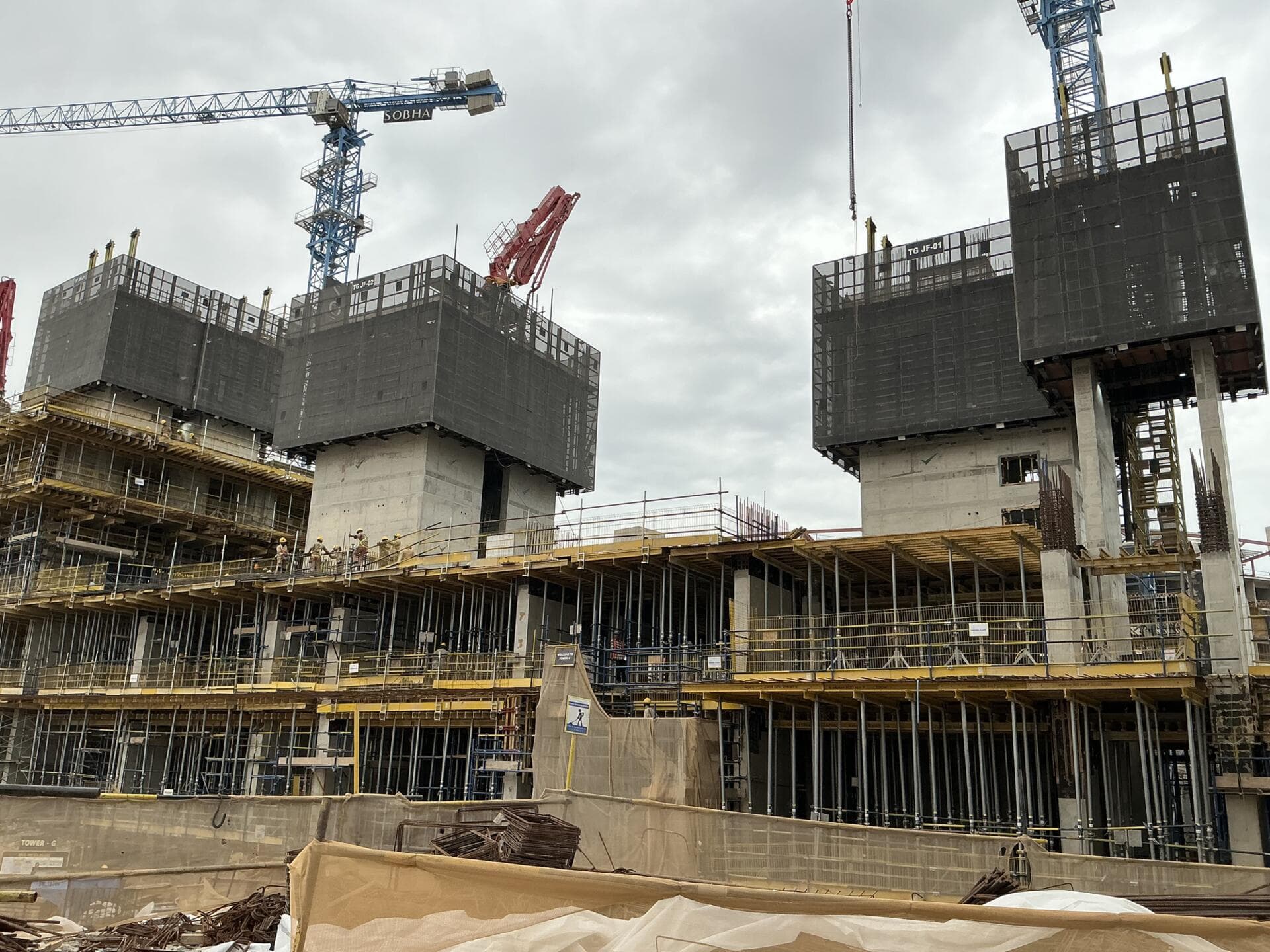 Sobha Orbis - Construction