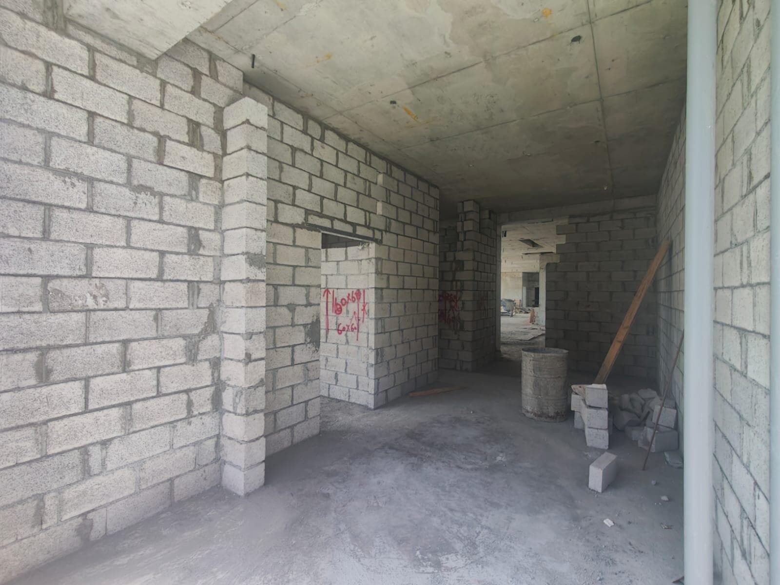 The Eighty Three - Construction