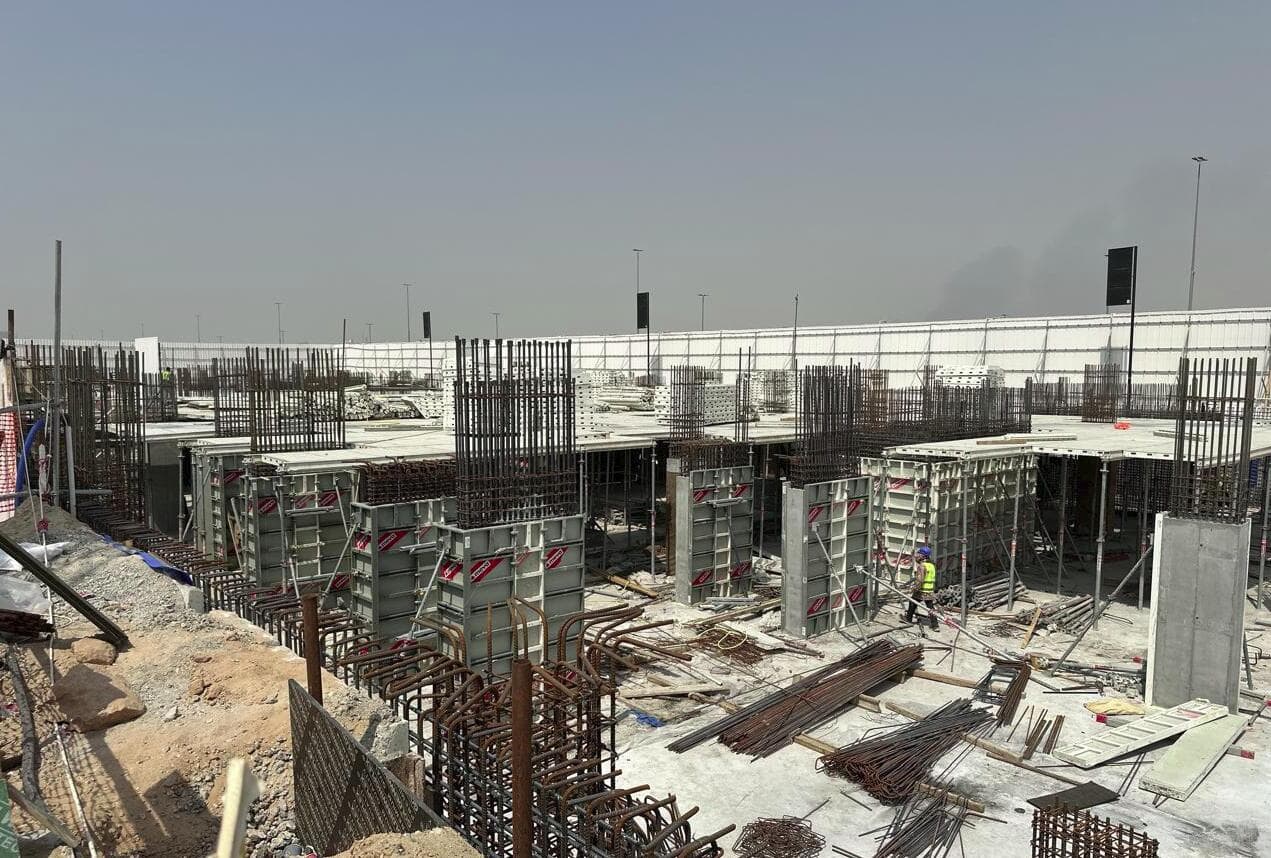 Gate Eleven Residences - Construction