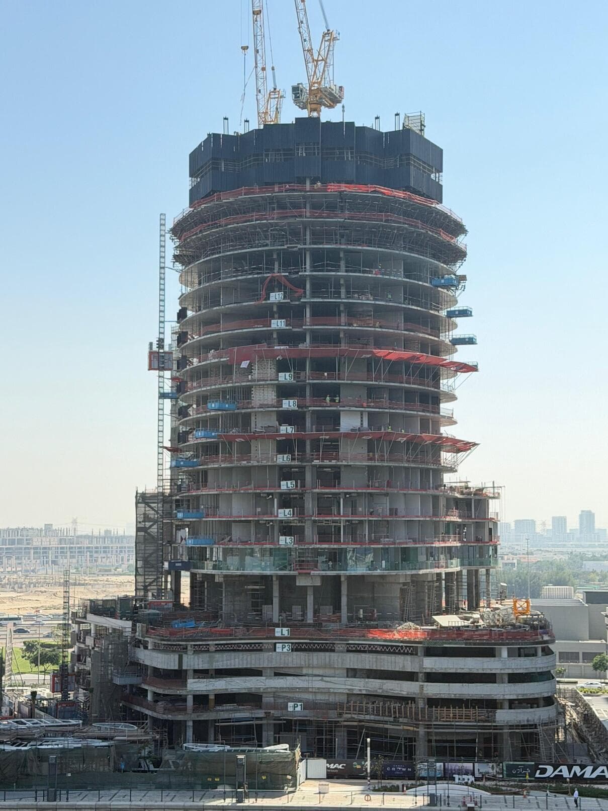 Canal Crown - Construction