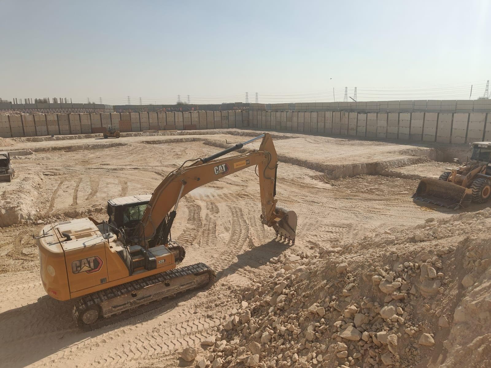 Al Haseen Residences 4 - Construction