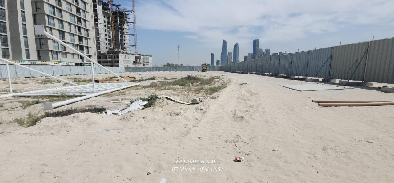 Azizi David - Construction