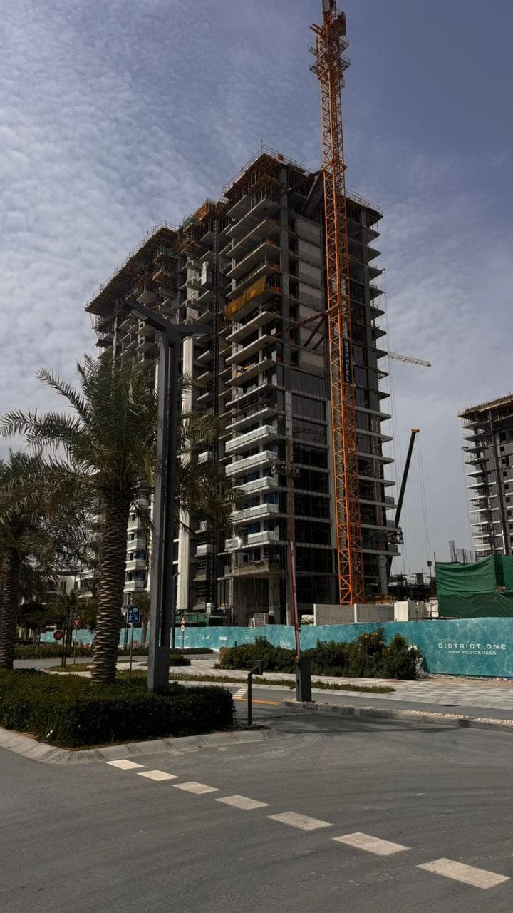 Naya - Construction