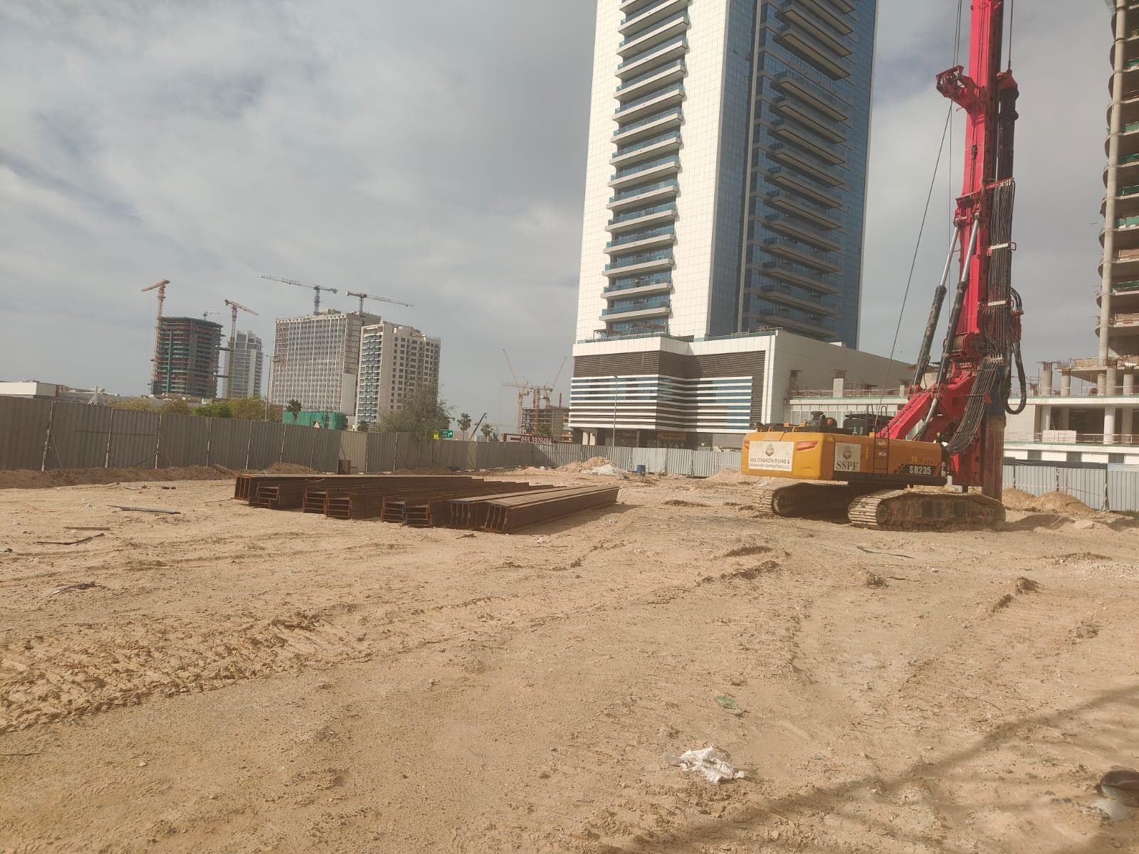 Aqua Flora - Construction