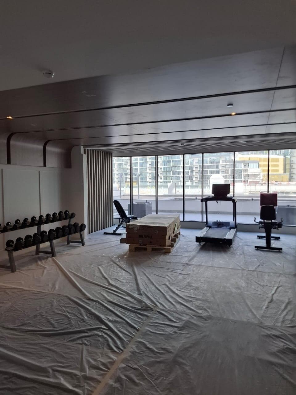 Riviera 56 - Construction