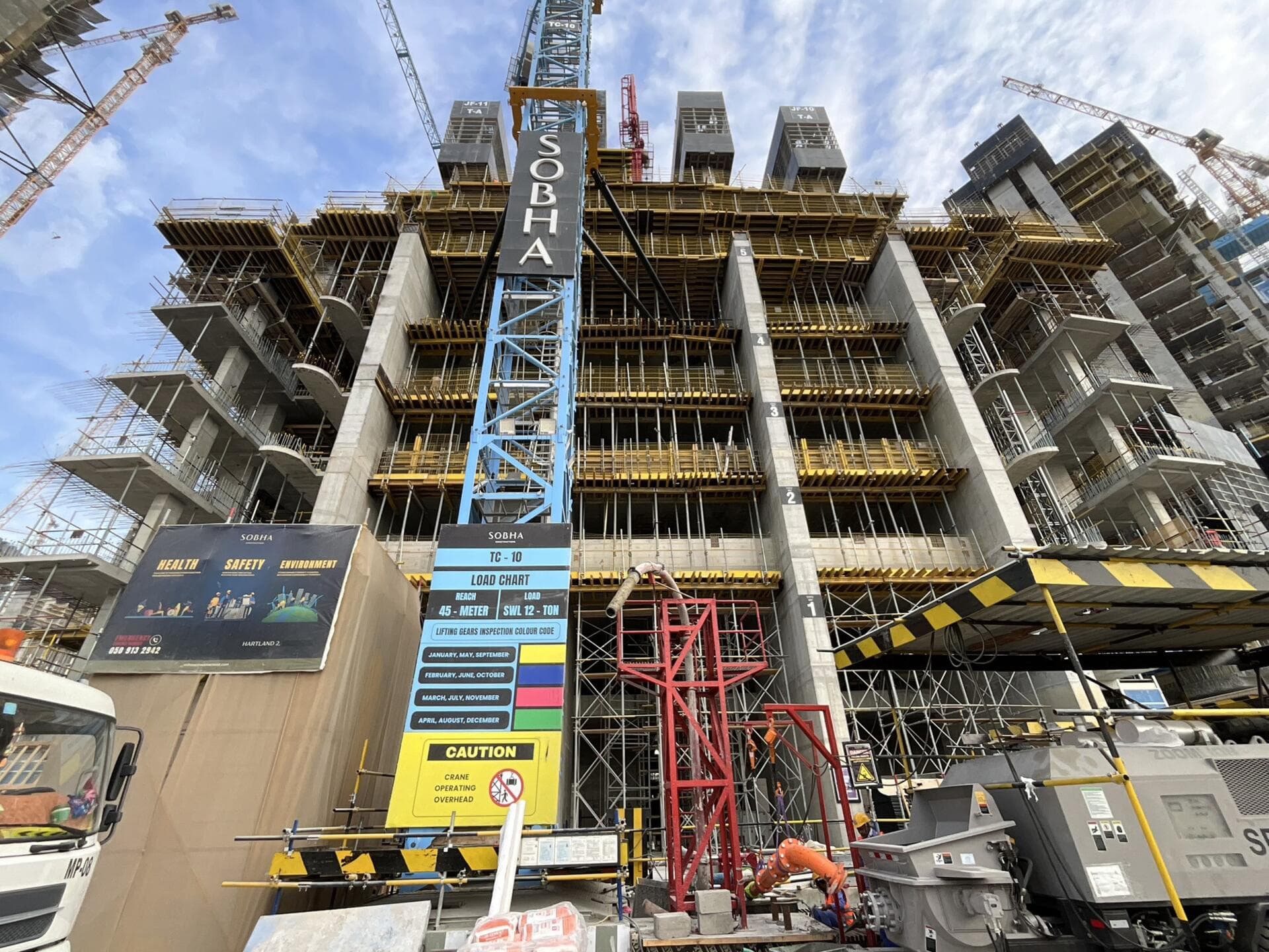 Skyscape Aura - Construction