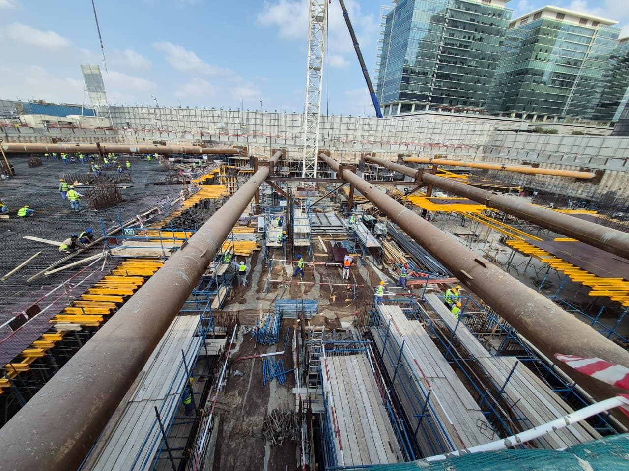 Eleve - Construction