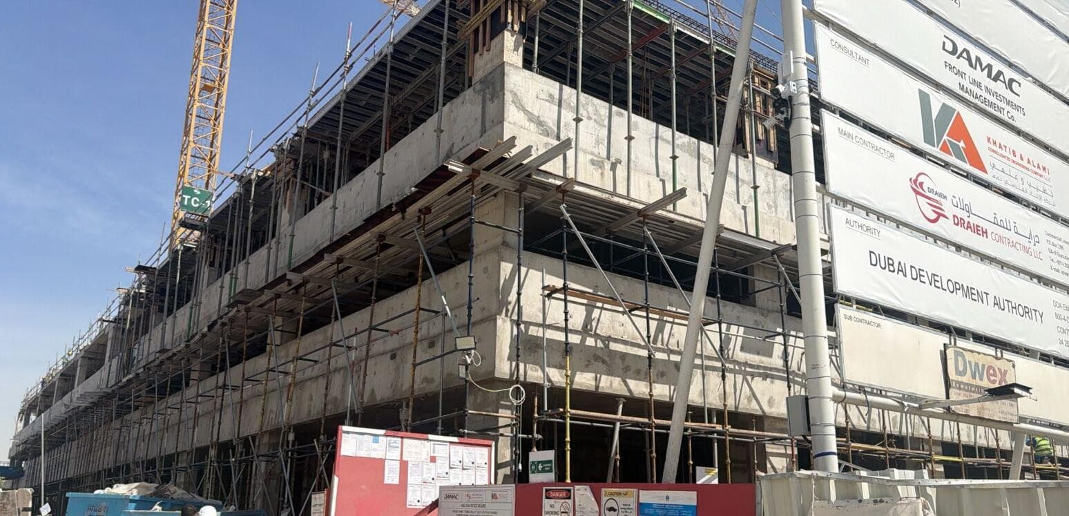 Elo - Construction