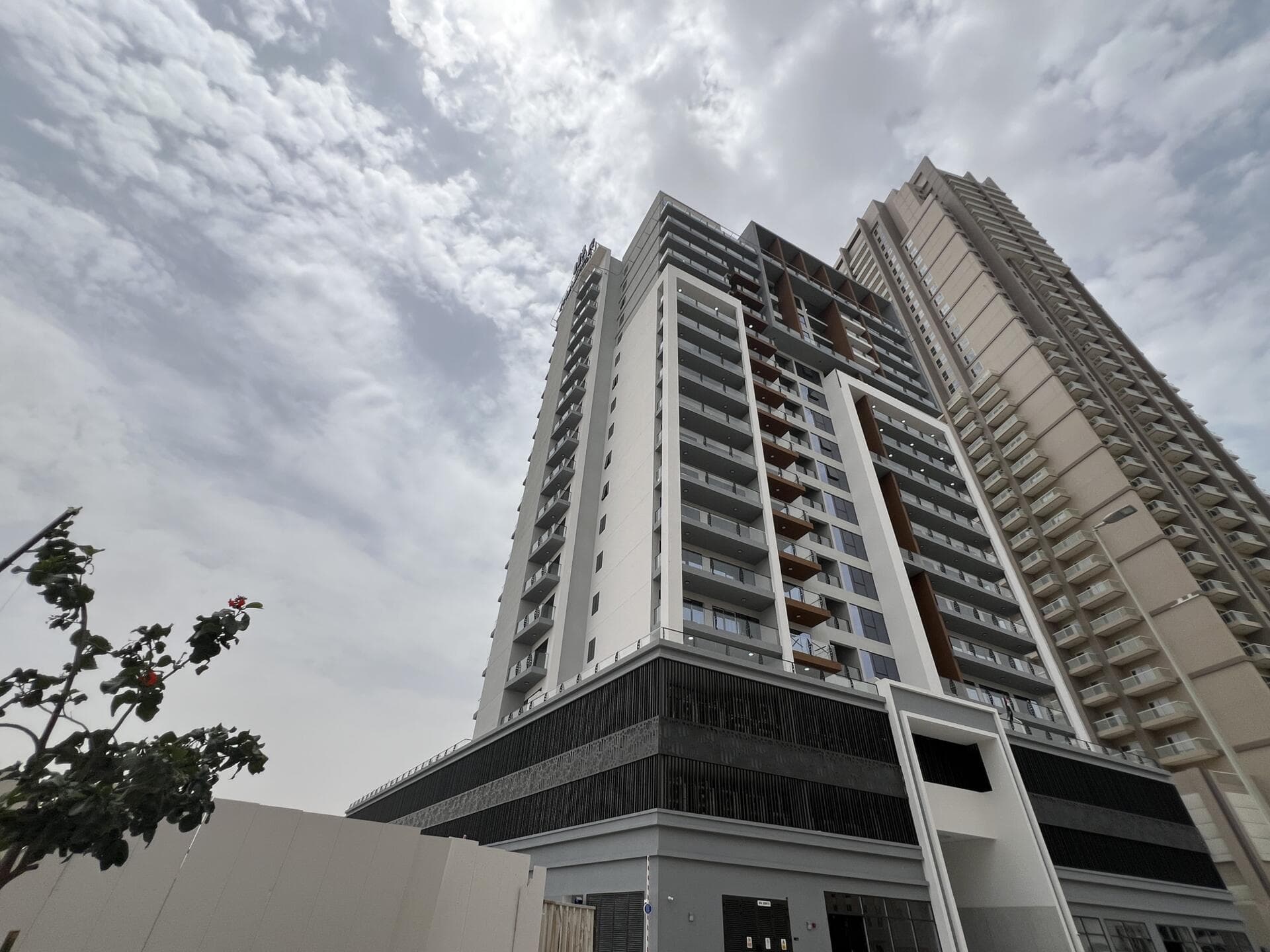 Tulip Oasis X Residences - Construction