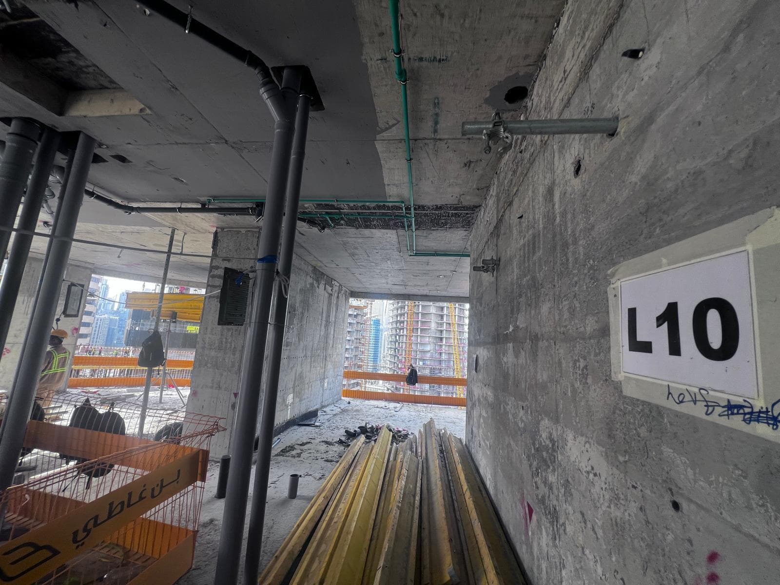 Binghatti Skyrise - Construction