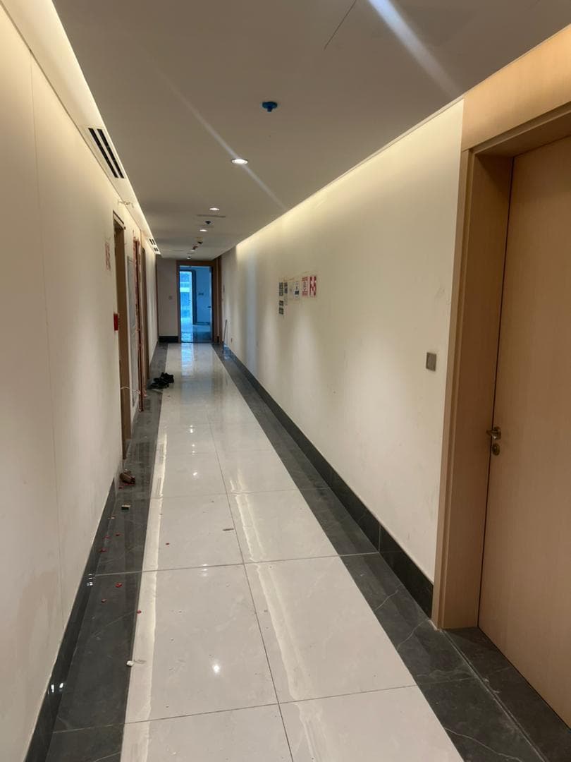 Elegance Tower - Construction