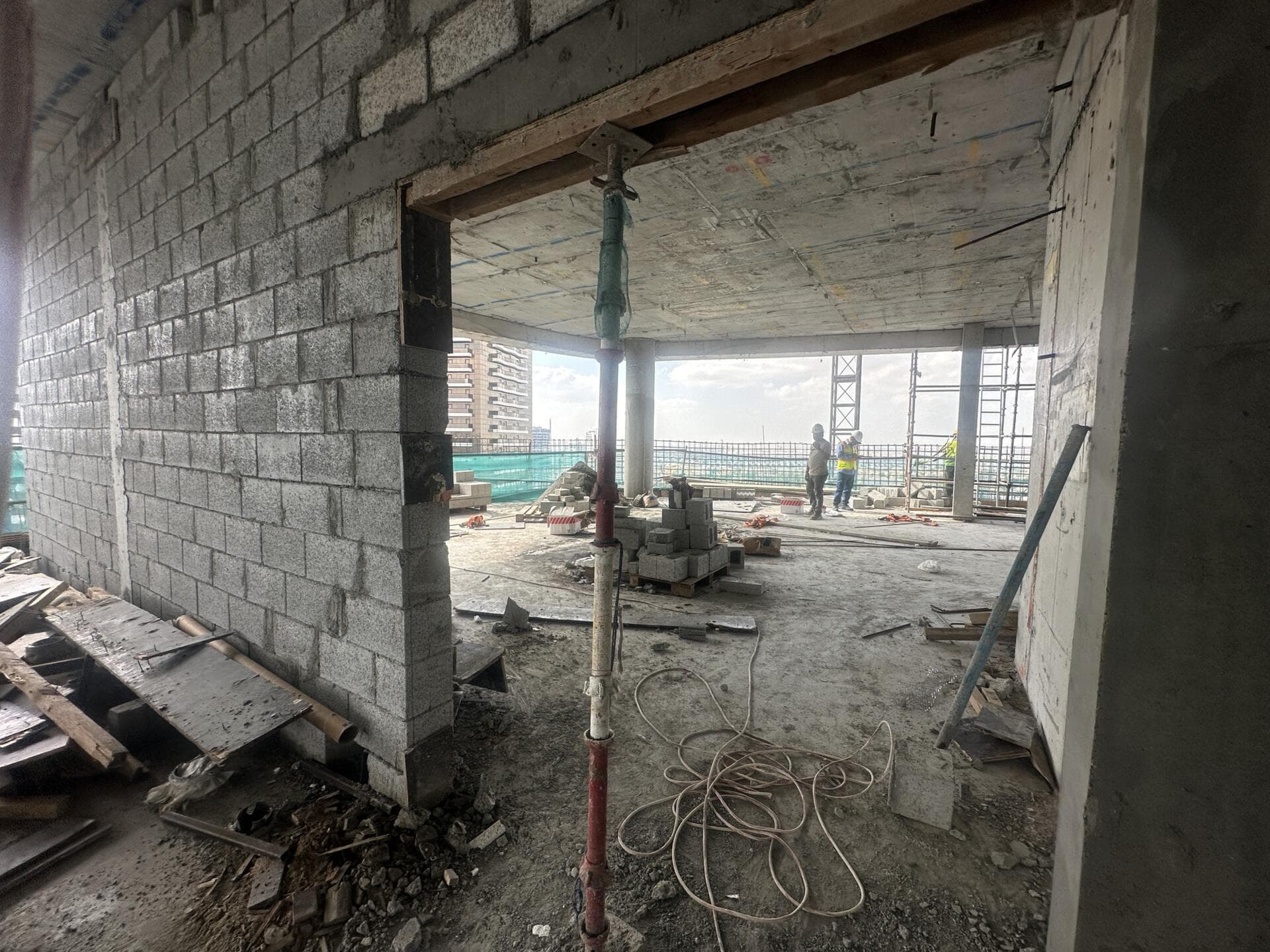 Mag 777 - Construction
