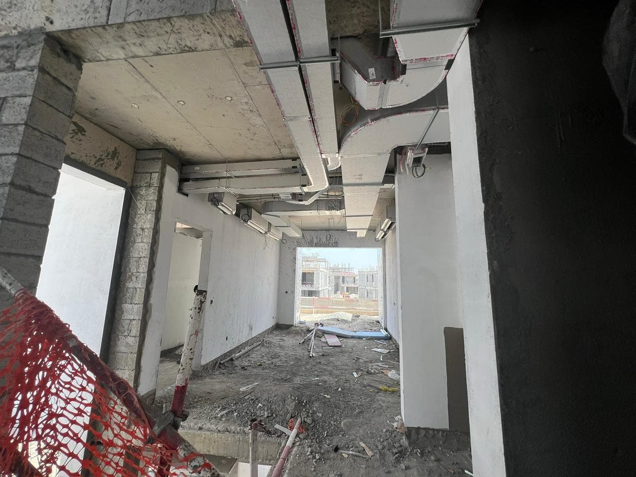 District One West Phase 2 - Строительство