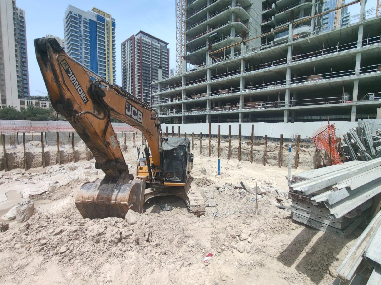 Avant Garde Residences 2 - Construction