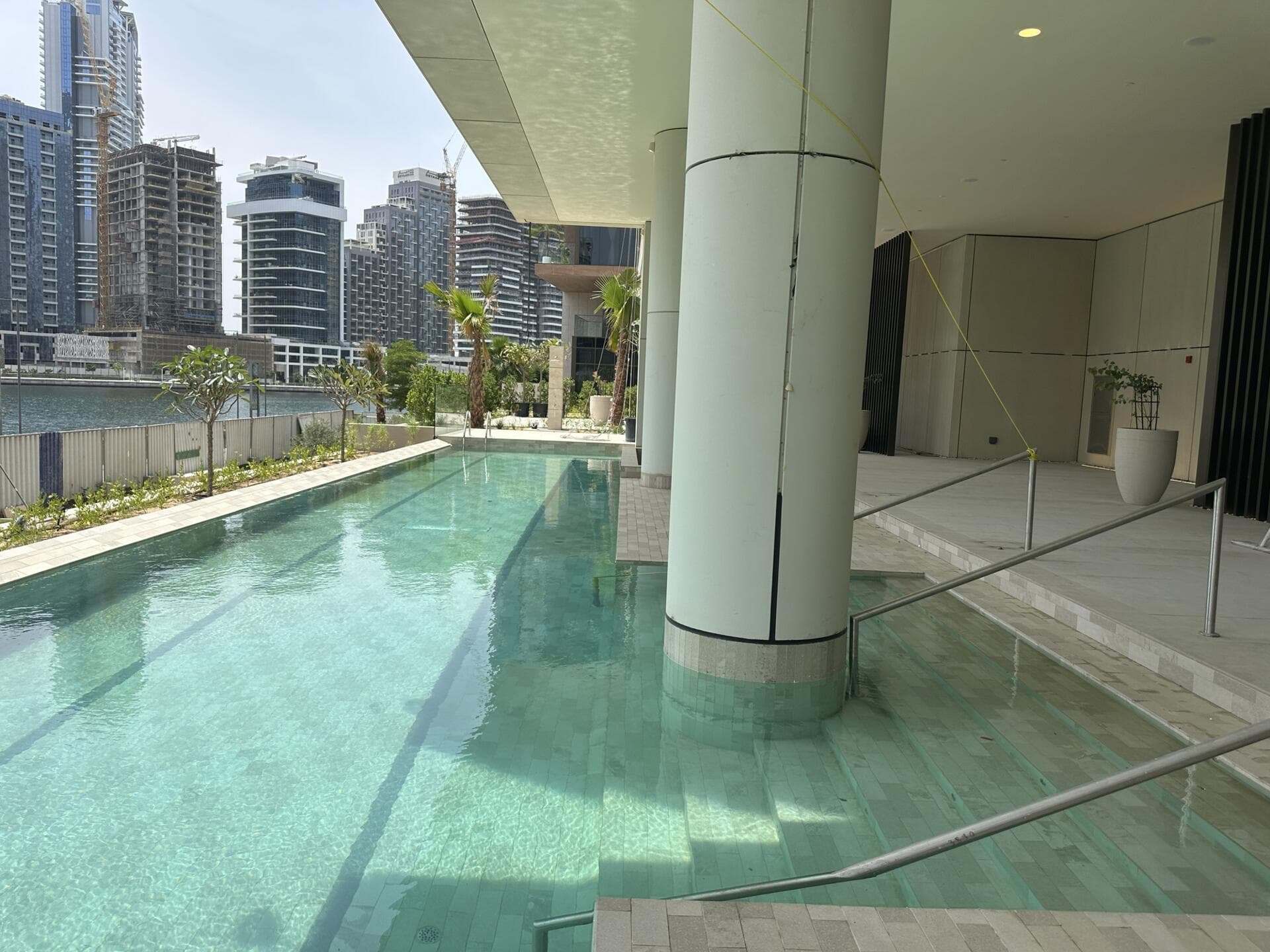 Peninsula Four - Construction