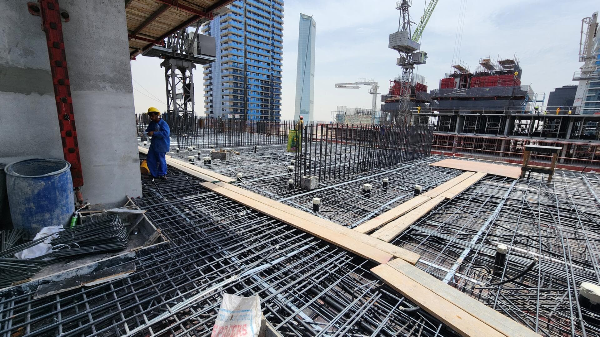 Viewz - Construction