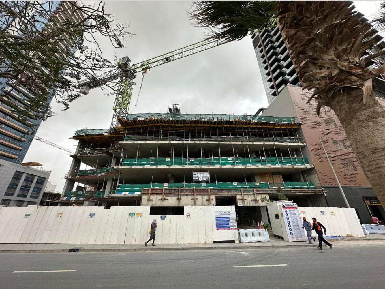W1NNER - Construction