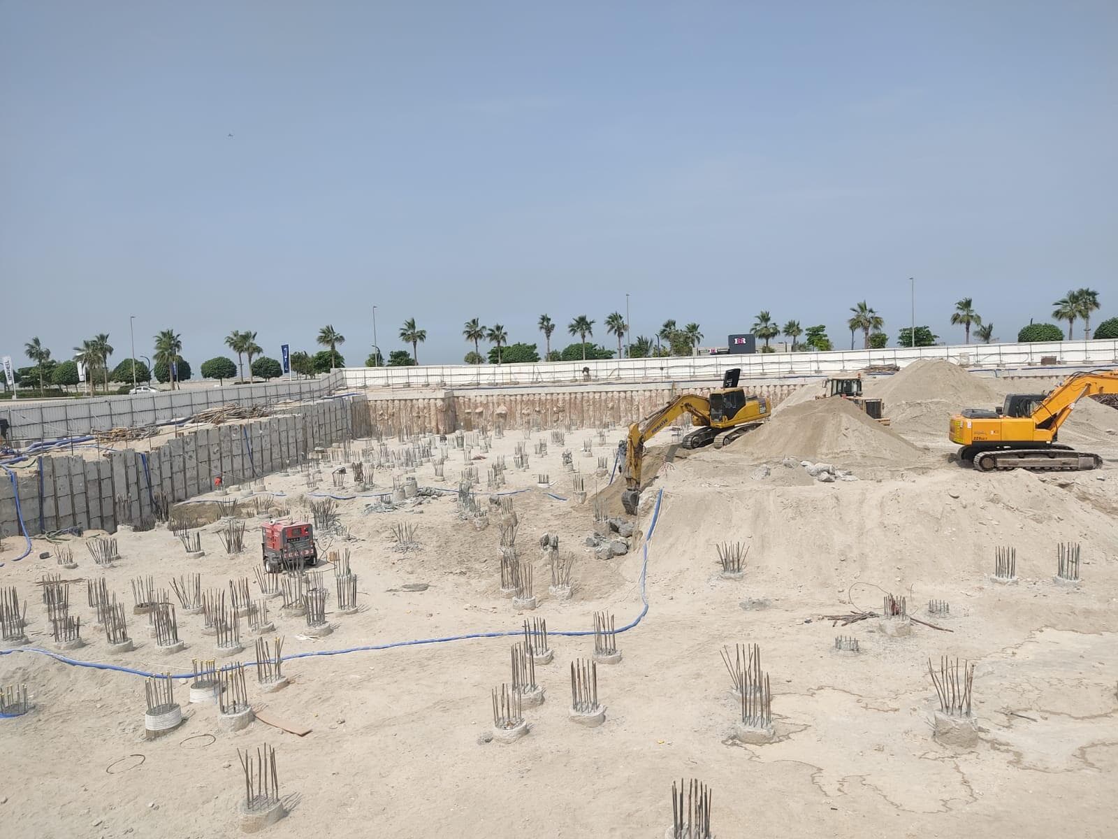 Flora Isle Beachfront Residences - Construction