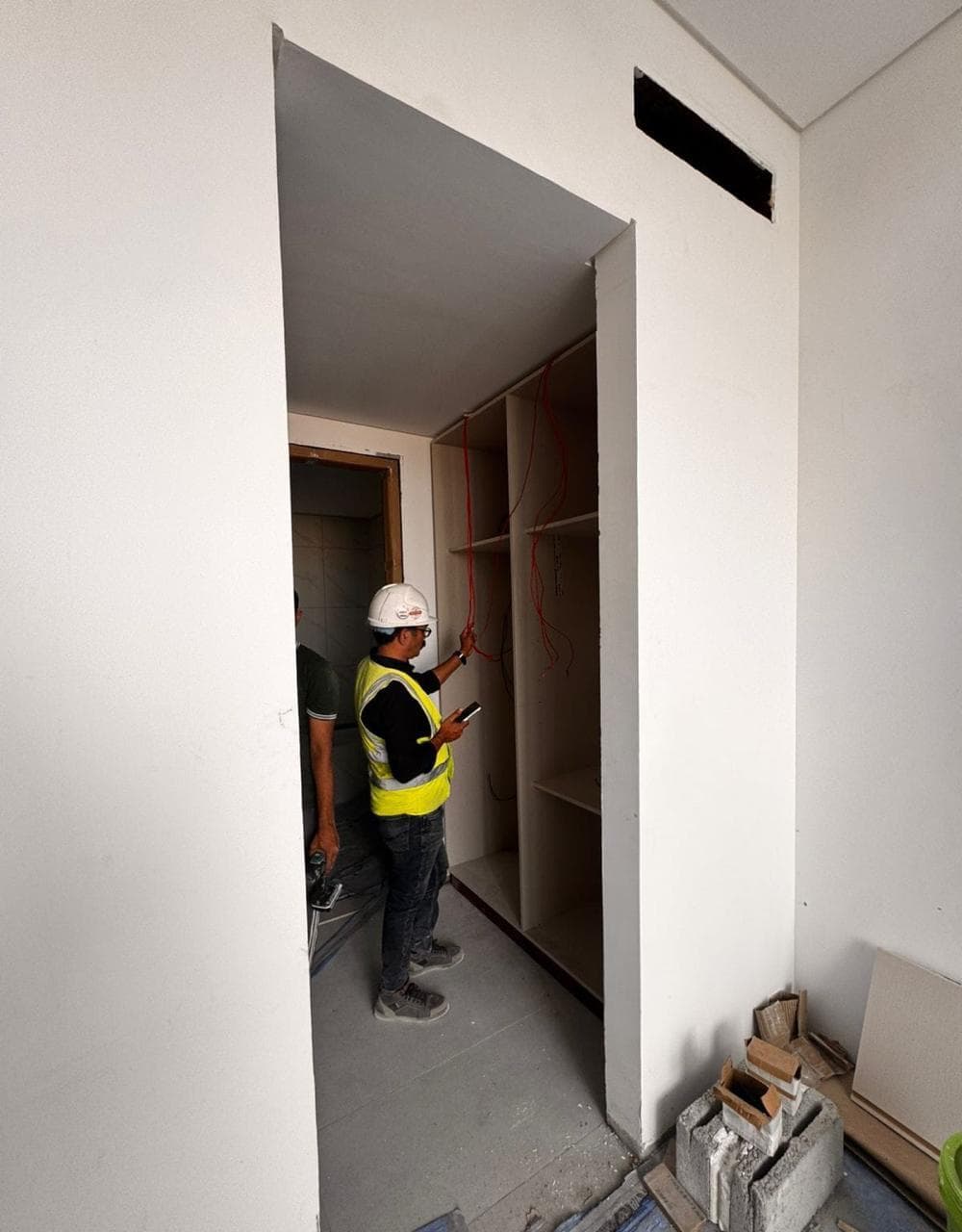 Naya - Construction