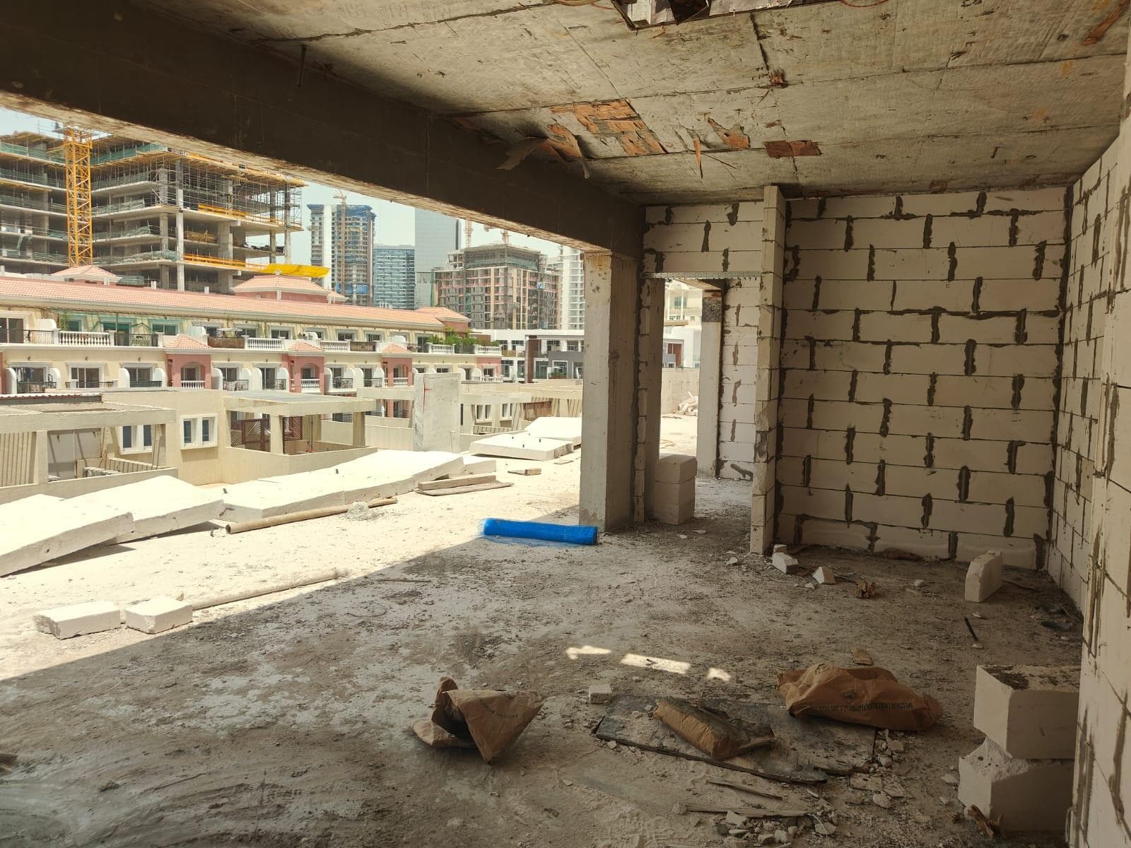 Xenia Residence - Construction