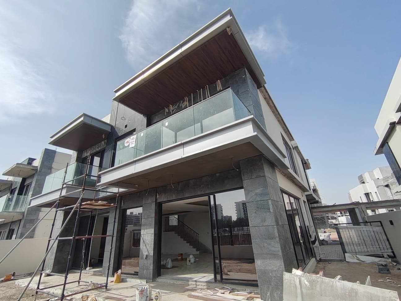 Venice Damac lagoons - Construction