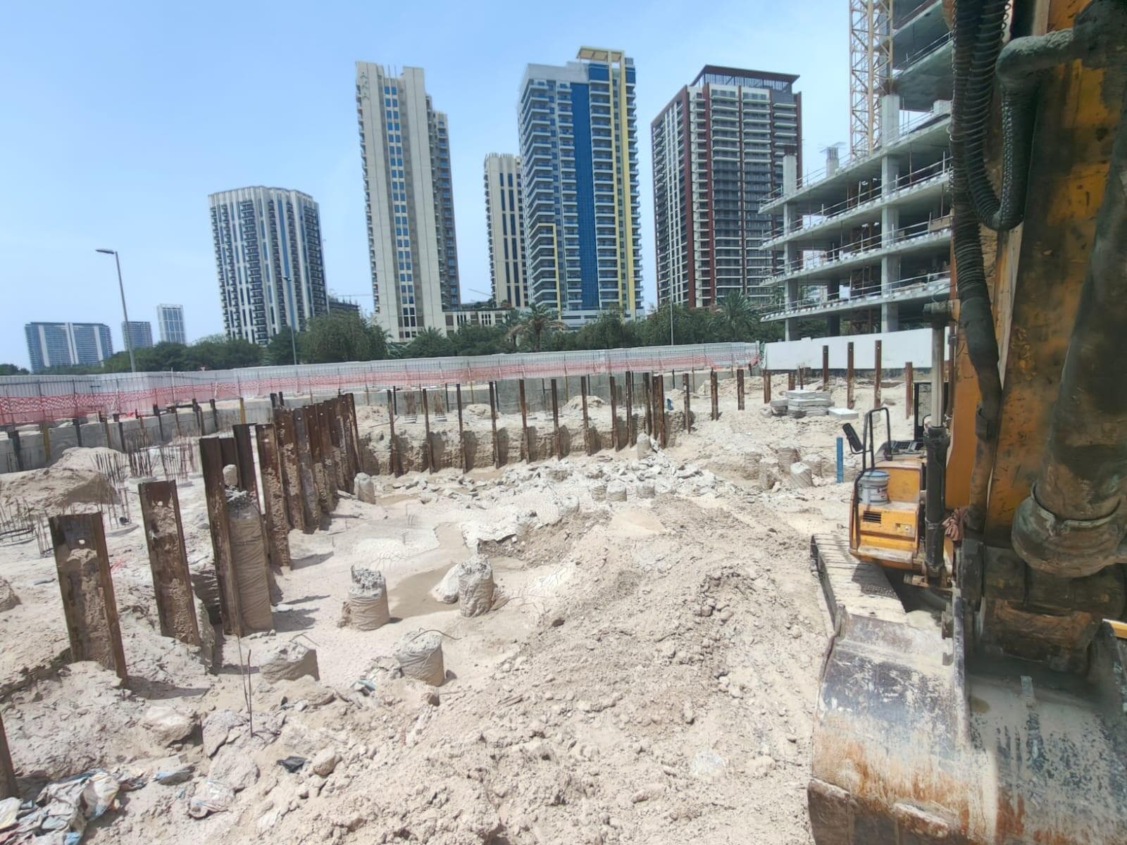 Avant Garde Residences 2 - Construction