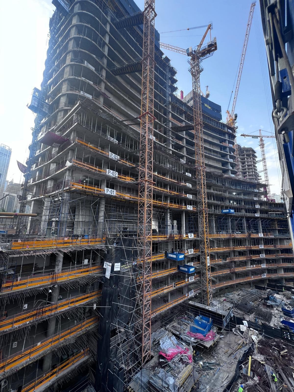 Binghatti Skyrise - Construction