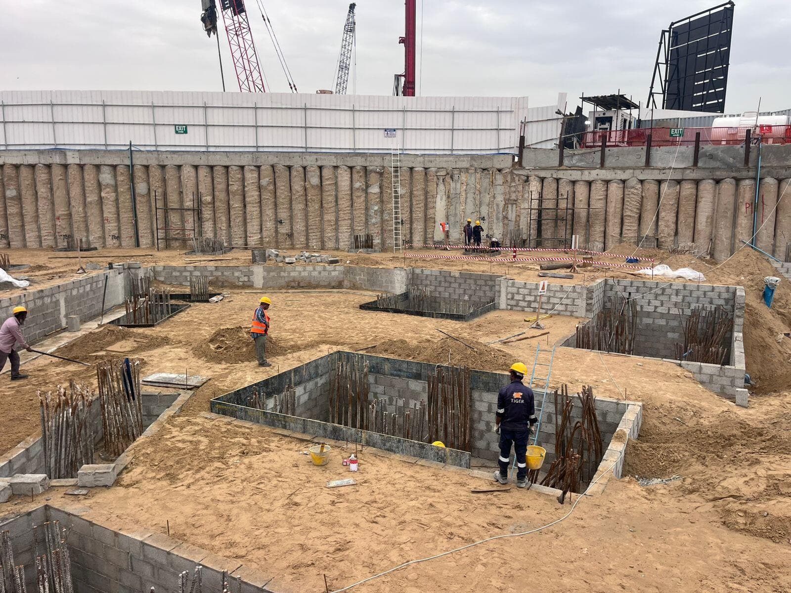 Jade Tower - Construction