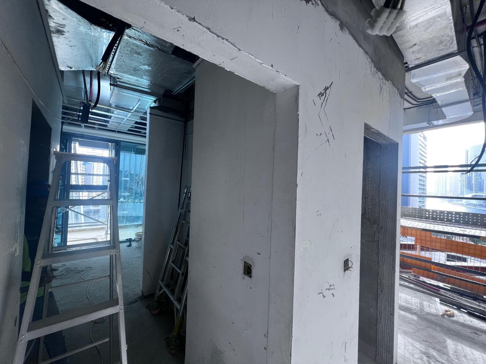 Binghatti Skyrise - Construction