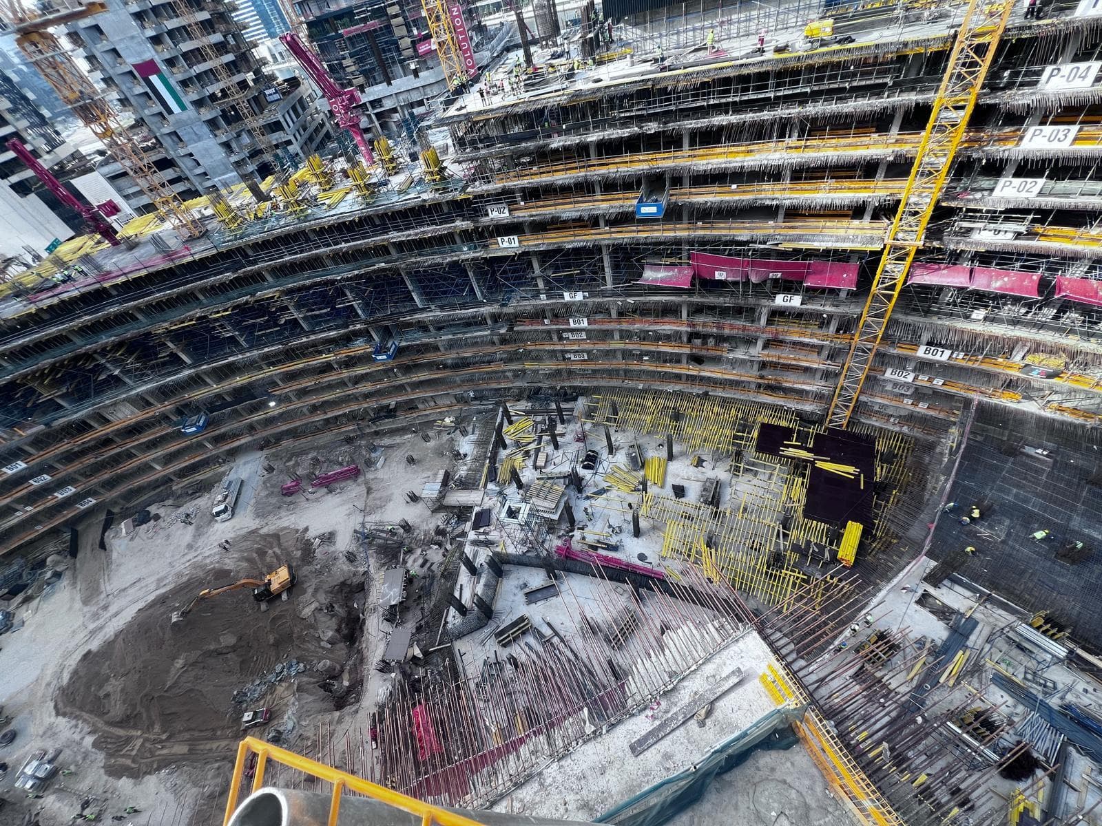 Binghatti Skyrise - Construction