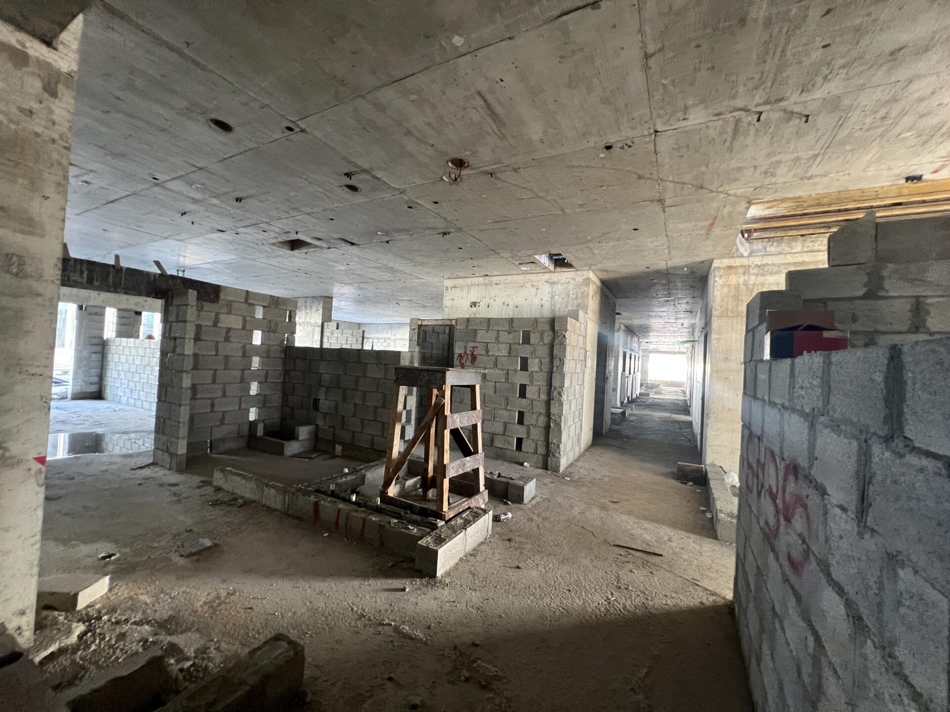 Haus of Tenet - Construction