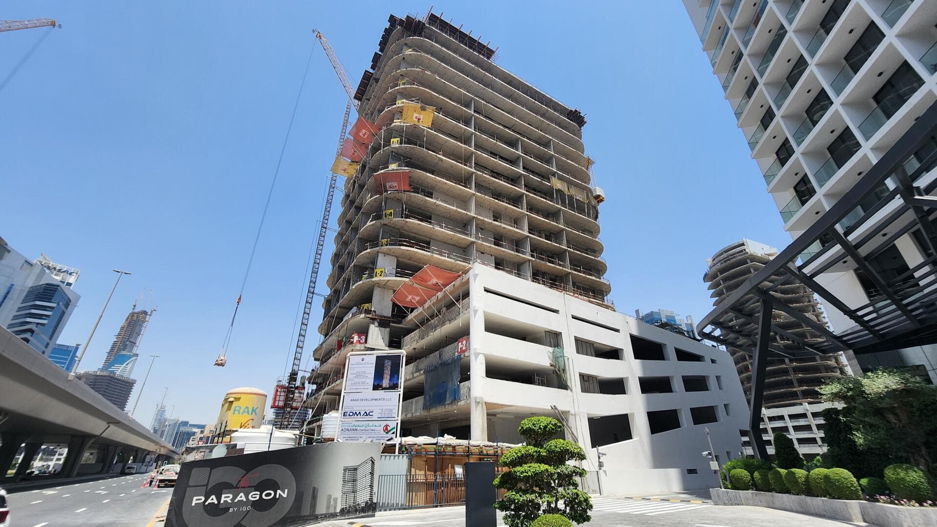 V-Suites by Anax - Construction