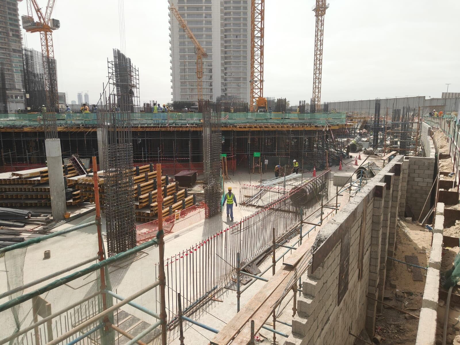 Saas Hills - Construction