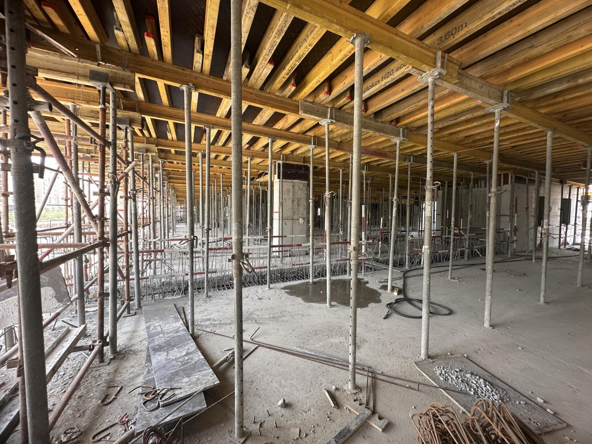 Ellison - Construction