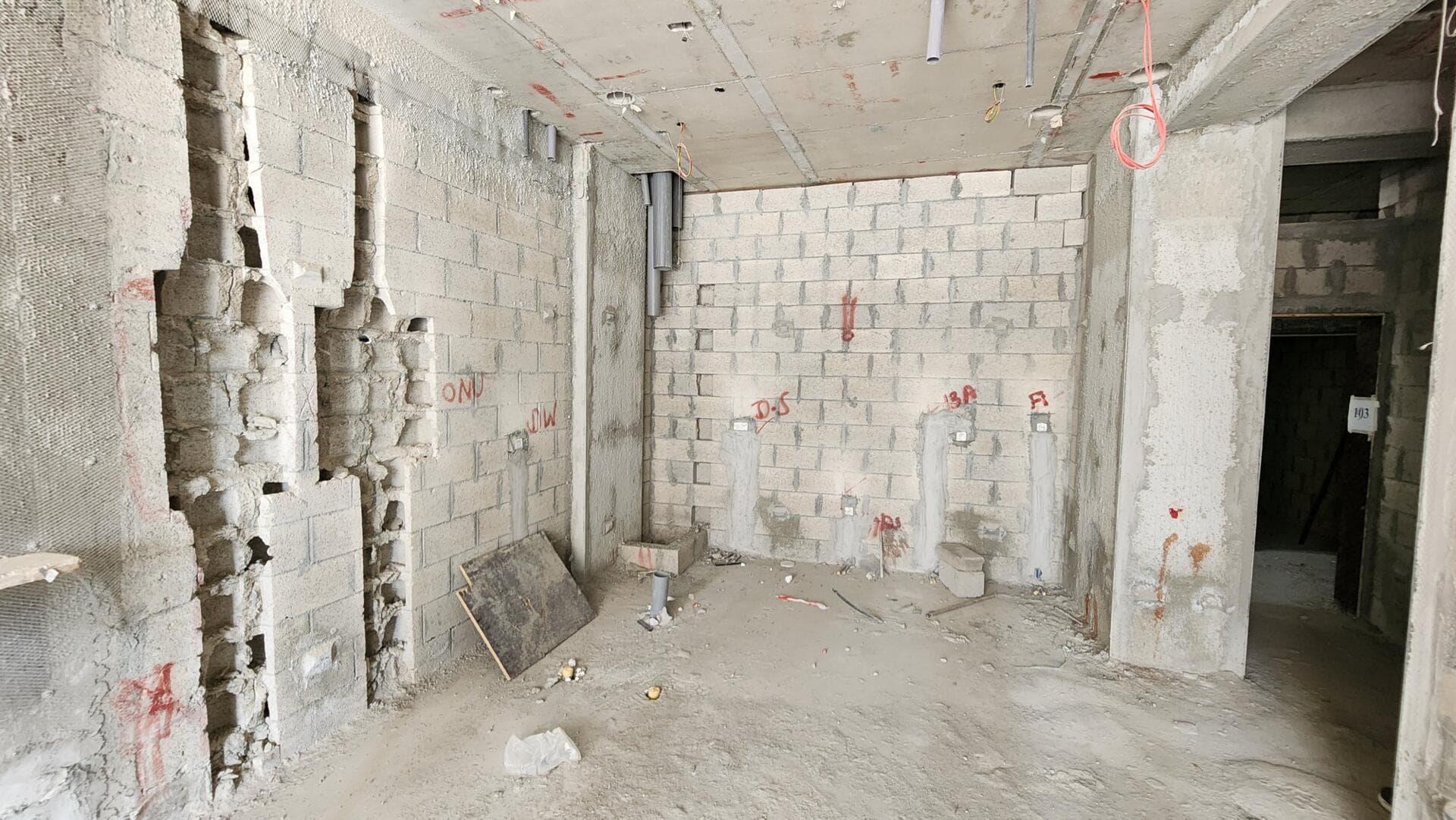V-Suites by Anax - Construction
