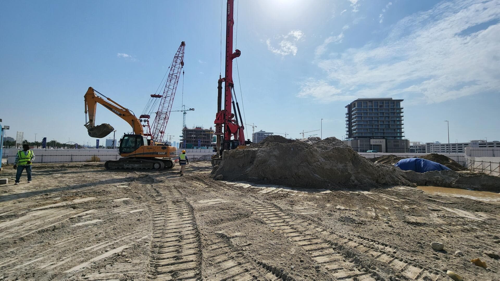 Meriden Beach Residences - Construction