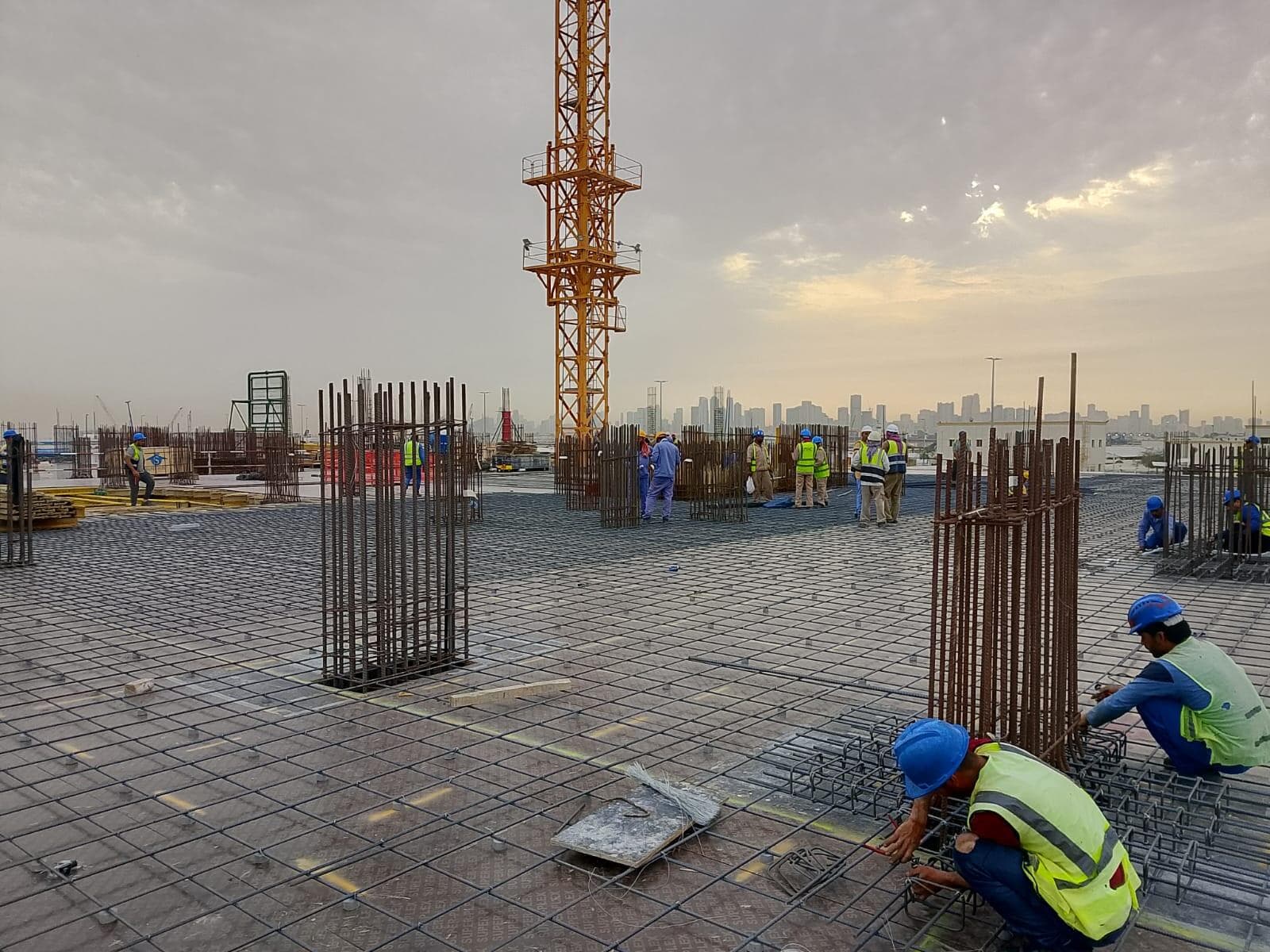 Luz Ora Residences - Construction