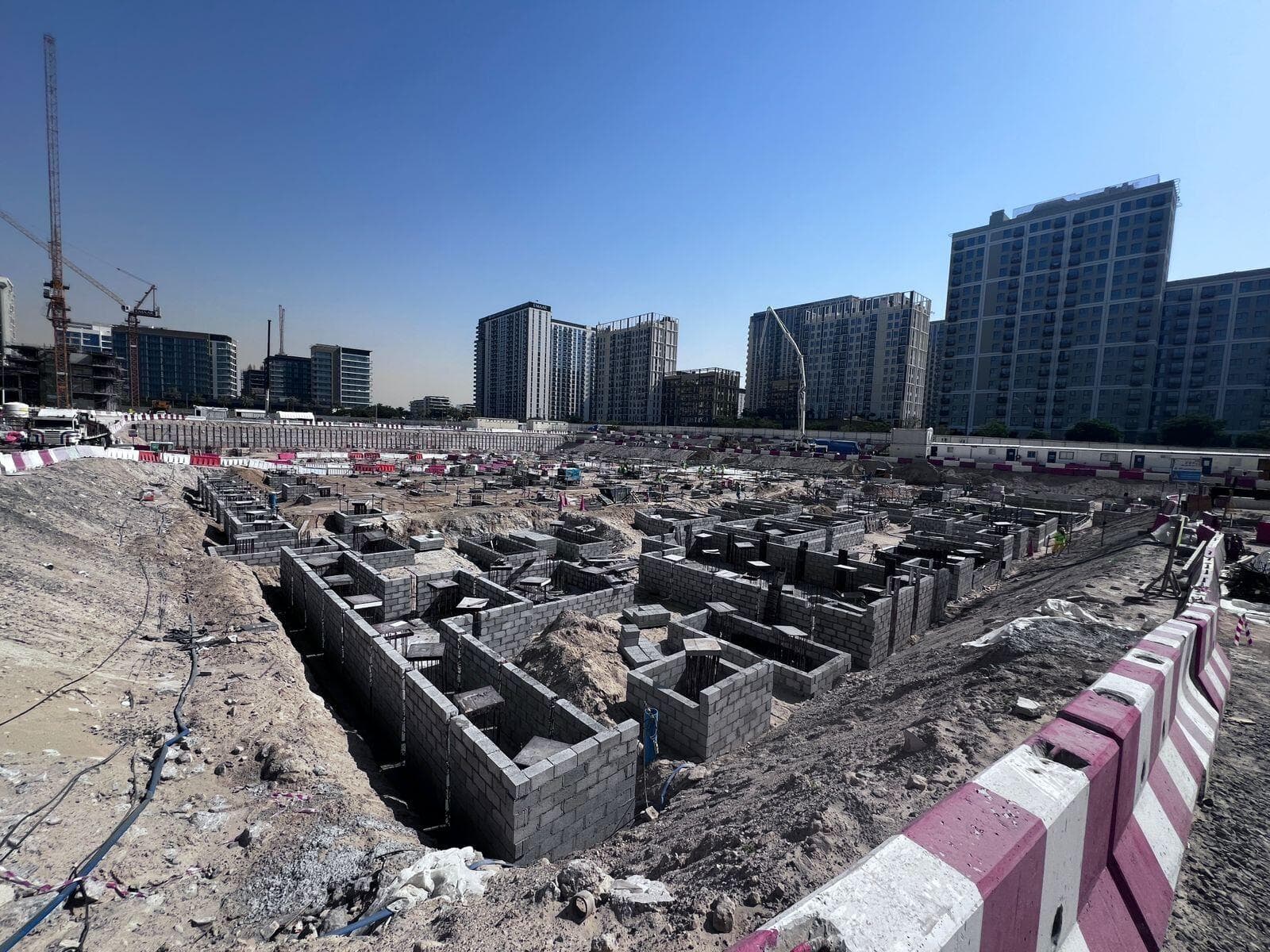 Palace Residences Hillside - Construction