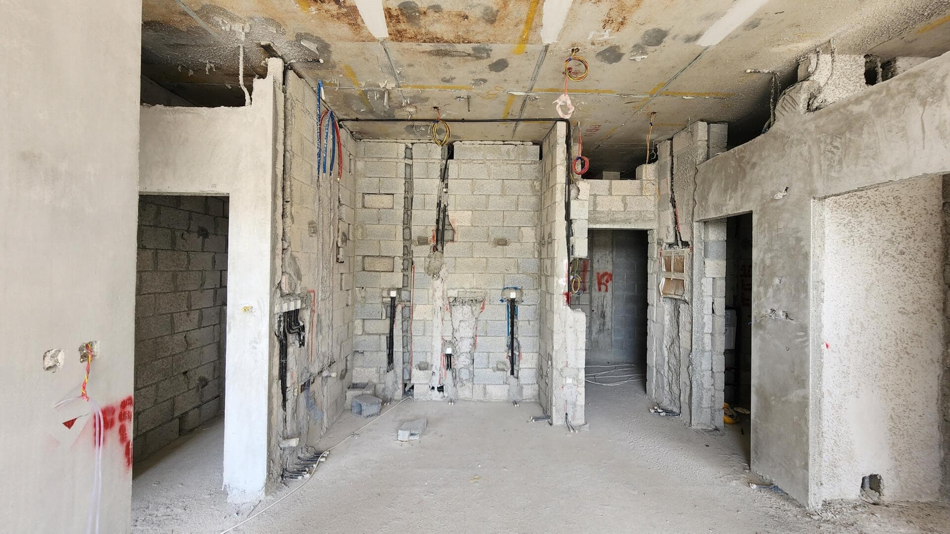 Olivia Residences - Construction